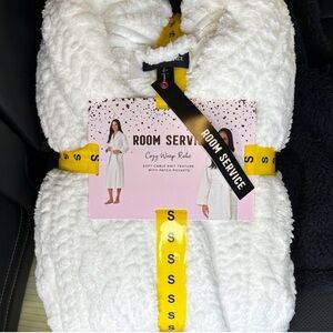 Room service Robe - very cozy